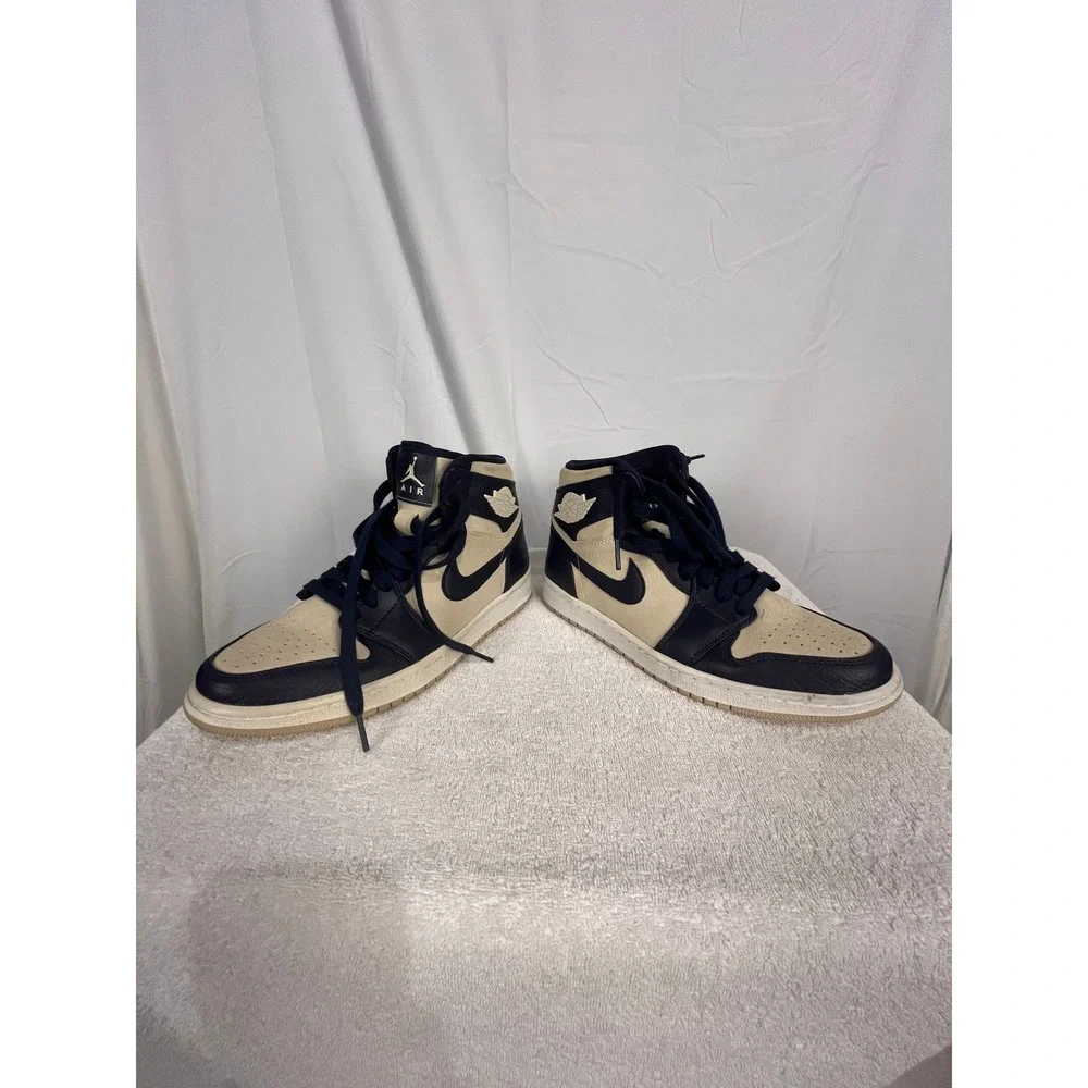 Jordan 1 Mid Navy Cream Sneakers 554724-411 Mens 9.5‎ Mid Top Basketball Shoes